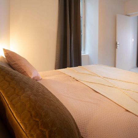 Le Nid 3 Etoiles Wifi, Netflix, Disney, Coeur De Bastide Villefranche-de-Rouergue Eksteriør bilde